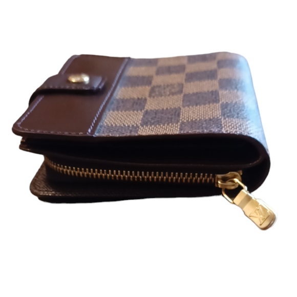 ✨️LOUIS VUITTON DAMIER EBÈNE COMPACT ZIP WALLET - Picture 9 of 13